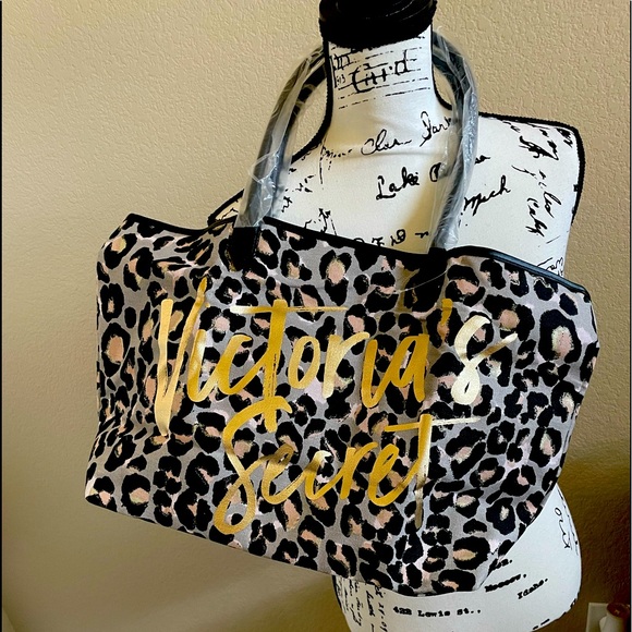 Victoria Secret Canvas Leopard Print Tote Bag NWOT 19 X 12 - Picture 1 of 7